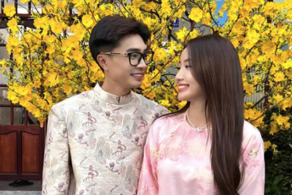 Huyền 2K4 thông báo tin vui, sẽ đón 'bé rồng' với chồng thiếu gia