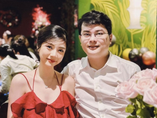 Vụ hot girl giàu có chia tay bạn trai streamer theo cách gây sốc: 2 tháng sau, đàng trai hẹn ra công viên khóc 2 tiếng rồi… quay lại