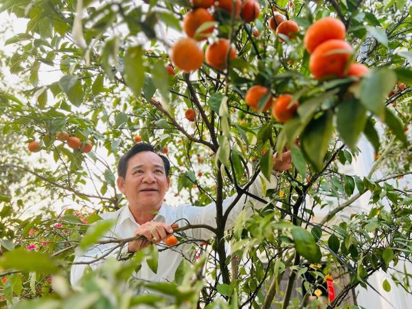 Quang Tèo tháng đi diễn 25 ngày, ở nhà phải xin phép vợ