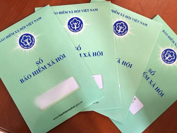 Năm 2024, người lao động phải đóng BHXH tự nguyện bao nhiêu năm thì được hưởng lương hưu?