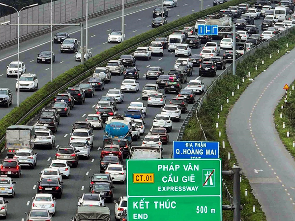 7 ngày nghỉ Tết: 214 người chết vì tai nạn giao thông; xử lý hơn 29.000 trường hợp vi phạm nồng độ cồn