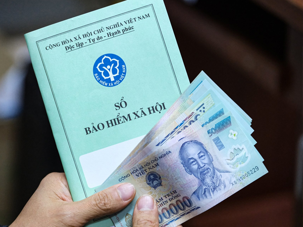 Từ hôm nay, quy định mới về mức điều chỉnh tiền lương và thu nhập tháng đã đóng BHXH có hiệu lực