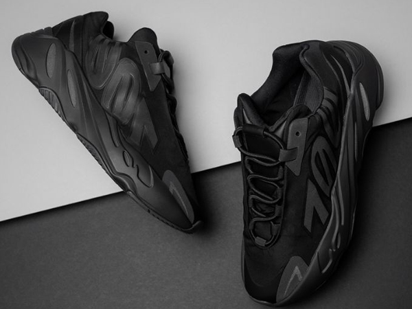 Cách Phối Đồ Với Giày Yeezy Giúp Chàng Ấn Tượng Hơn