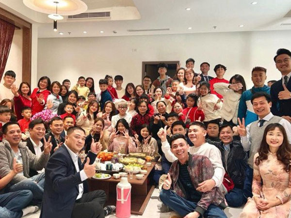Đại gia đình ở Hà Nội có 200 người con cháu: Sống gần nhau nên lễ tết, giỗ chạp sum họp nấu vài chục mâm cỗ