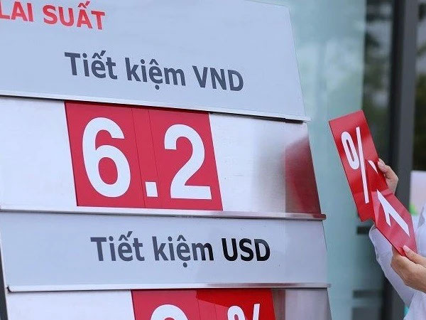 Sau Tết gửi tiền ở đâu lãi cao nhất?