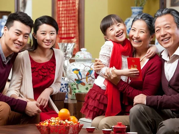 Vì sao những ngày Tết luôn trôi qua nhanh?