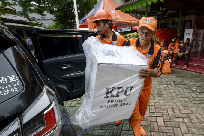 71 nhân viên bầu cử Indonesia tử vong vì làm việc quá sức