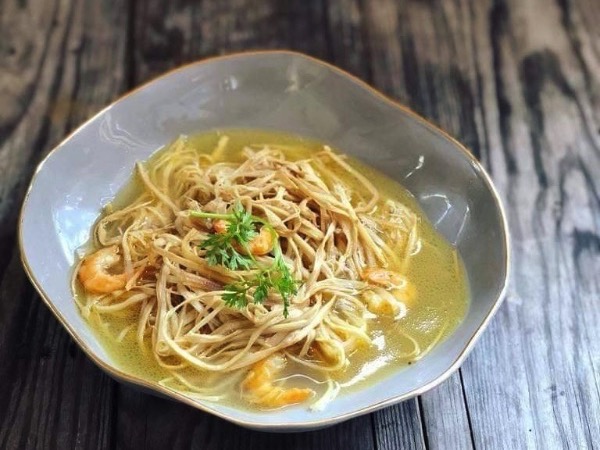 Món ăn 'xả xui' ngon đến mức Phương Oanh phải 'lăn xả' 4 tiếng nấu cho Shark Bình