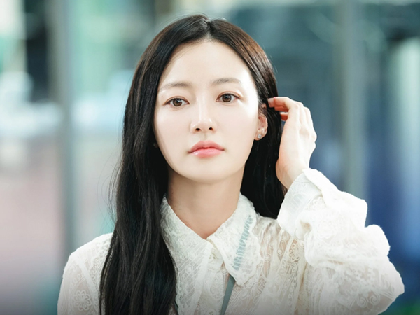 Nữ phụ Cô Đi Mà Lấy Chồng Tôi: Biết là phản diện xấu tính nhưng style đẹp mê khiến khán giả không ghét nổi
