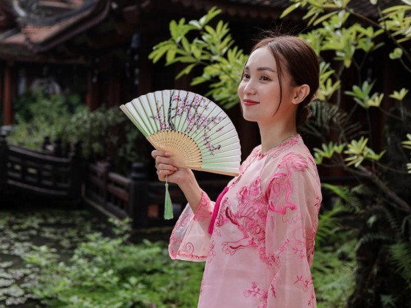 Nếu đang dự định tới Địa Tạng Phi Lai Tự để chụp ảnh 'nàng thơ áo dài' đầu xuân, đây là những điều bạn cần biết!