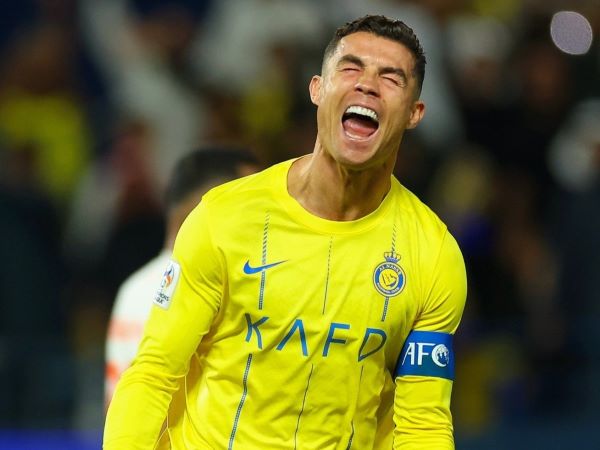 Ronaldo đưa Al Nassr vào tứ kết Cúp C1 châu Á