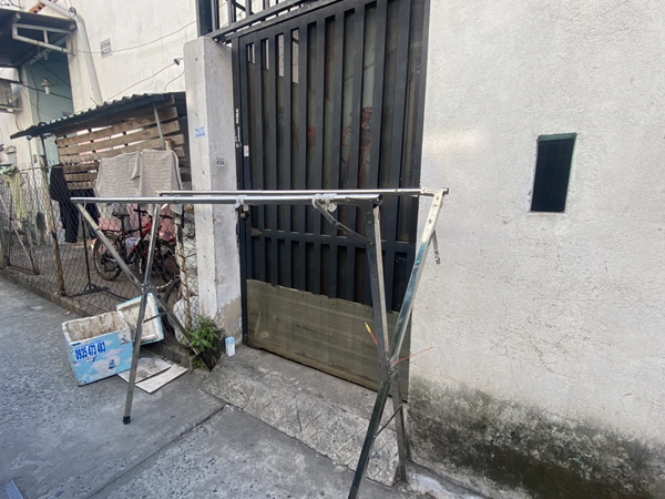 Bé gái 14 tháng tuổi sặc cơm, tử vong ở TP HCM