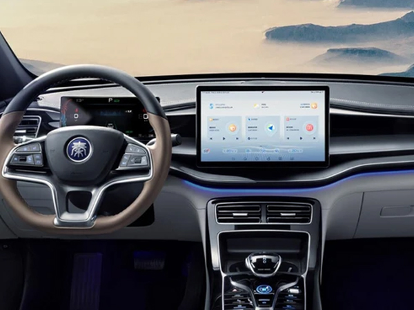 Xe Trung Quốc có thể rẻ mức nào: Cùng cỡ Toyota Corolla mà giá 270 triệu, 0,7L xăng/100km, khách 'cuồng'