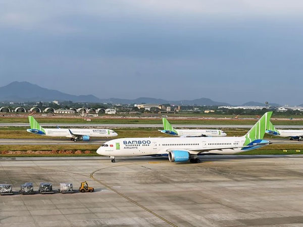 Bamboo Airways trả máy bay Embraer, dừng bay Côn Đảo