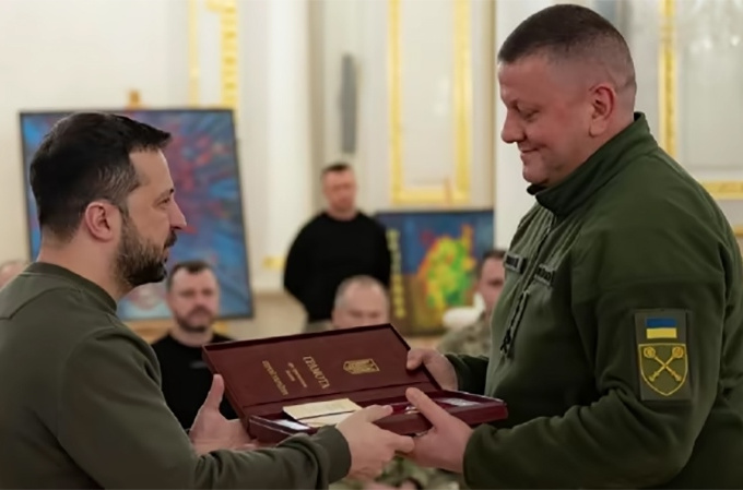 Tổng thống Zelensky lần đầu lên tiếng về lý do cách chức Tổng tư lệnh Zaluzhny