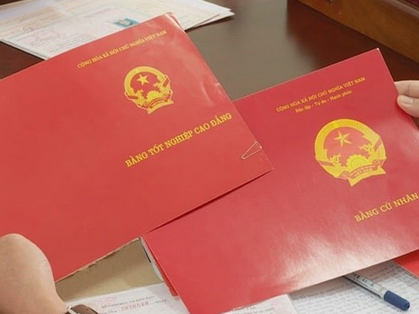 Loạt cán bộ dùng bằng giả bị xử lý