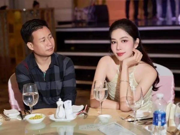 Nóng: Vợ chồng Nam Em cãi nhau đòi chia tay, tố chồng không chịu đi làm uống rượu xong 'làm khùng, làm điên'