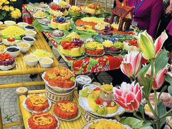 Nơi 3h sáng cả làng dậy làm không ngơi tay, 4h30 tỏa đi khắp phố