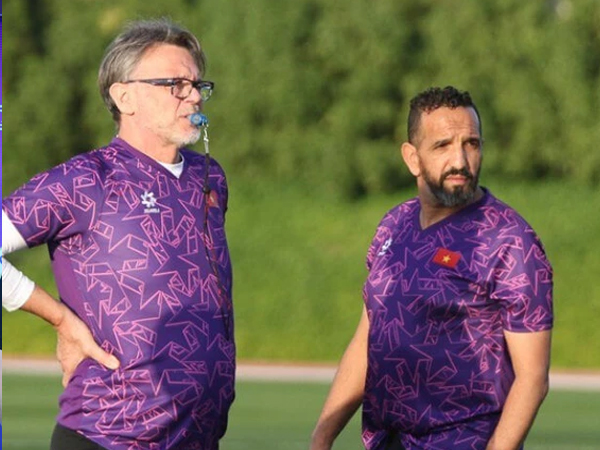 Hé lộ hồ sơ 'siêu khủng' của người thay thế HLV Troussier dẫn dắt U23 Việt Nam