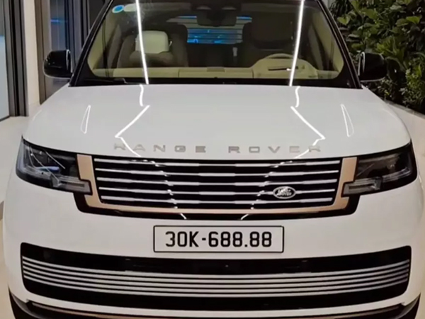 Cận cảnh Range Rover SV hơn 25 tỷ gắn biển 30K-688.88 tại Hà Nội