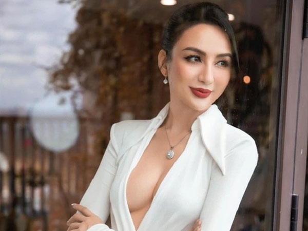 Hoa hậu Việt thầm lặng nuôi con một mình, ở penthouse triệu đô, tuổi 37 giờ thế nào?
