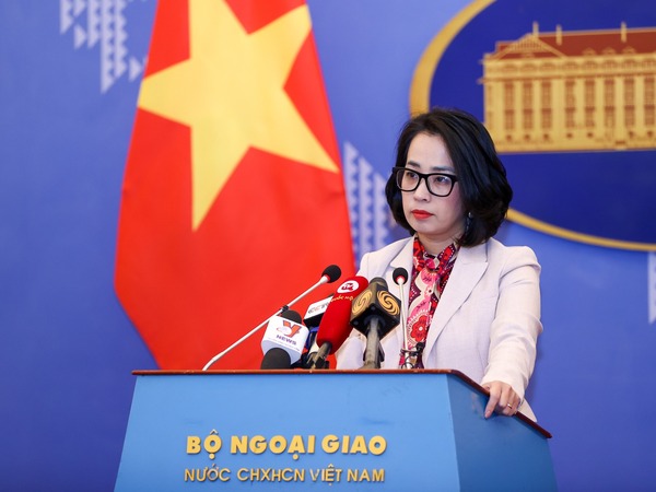 Phản đối Trung Quốc vi phạm chủ quyền của Việt Nam ở Bãi Tư Chính