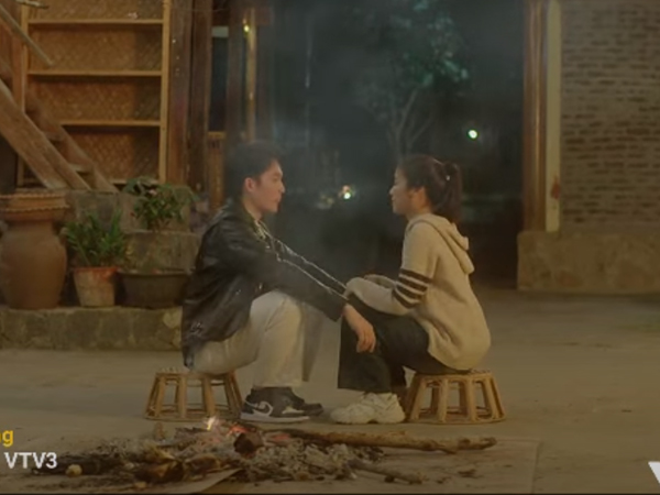 Gặp em ngày nắng tập 9: Huy bất ngờ chủ động hôn Phương