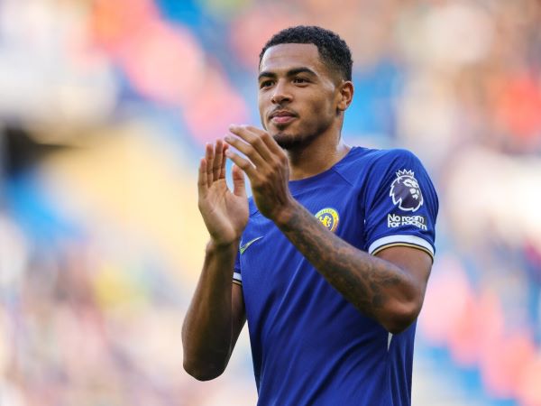 Chelsea bán bớt cầu thủ khiến fan phẫn nộ