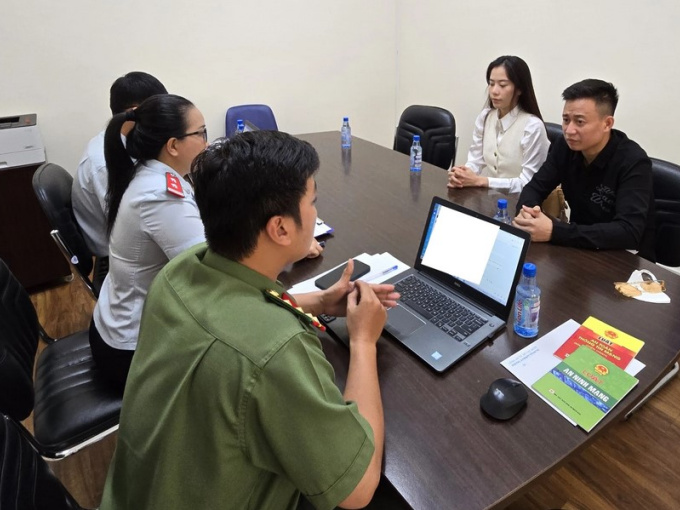 Sau khi bị phạt 37,5 triệu đồng, Nam Em gỡ các bài đăng và khoá bình luận trên trang thường livestream