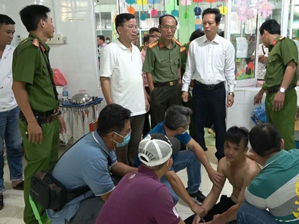 Lời khai của kẻ ngáo đá cầm dao khống chế 3 bé trai tại trường mầm non