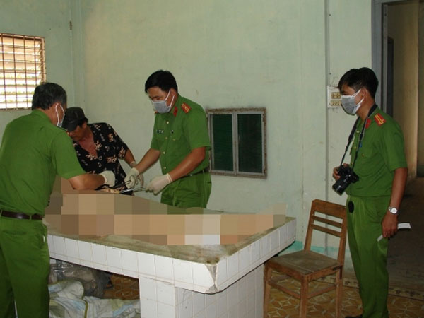 Giải mã bí ẩn thi thể nữ giới bị đốt, giấu trong bụi cây