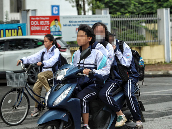 Học sinh vi phạm giao thông: Cách nào giảm thiểu?
