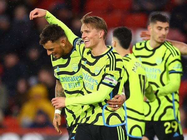 Arsenal đại thắng 6-0 trên sân Sheffield Utd