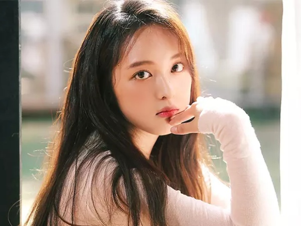 Diễn viên Kim Bo Ra chính thức lên xe hoa cùng đạo diễn trẻ