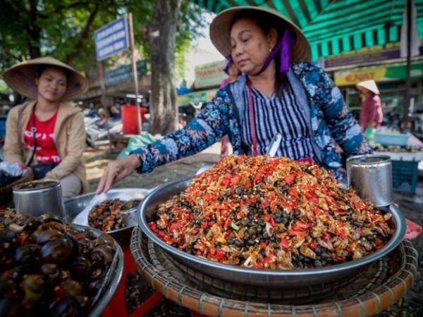 Những món ngon không thể bỏ qua khi ghé thăm chợ Đông Ba xứ Huế