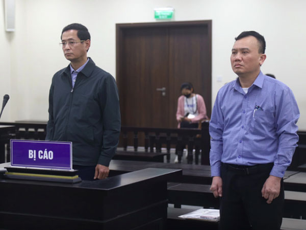 Cựu Giám đốc CDC Hà Nội khai quanh co về khoản tiền 'hoa hồng' của Cty Việt Á