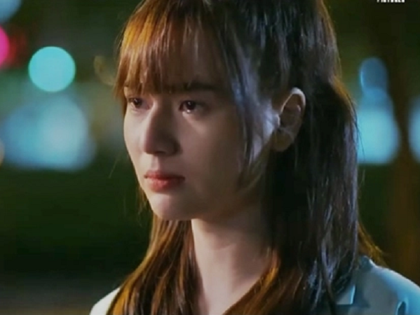 Phim Việt giờ vàng mới lên sóng đã nhận mưa lời khen, nữ chính đánh ghen quá đỉnh khiến tiểu tam câm nín