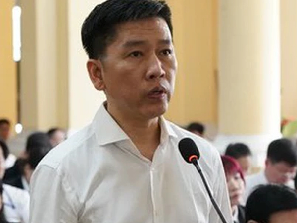 Vì sao người mang thùng xốp đựng tiền đến nhà bà Đỗ Thị Nhàn thoát tội 'Đưa hối lộ'?
