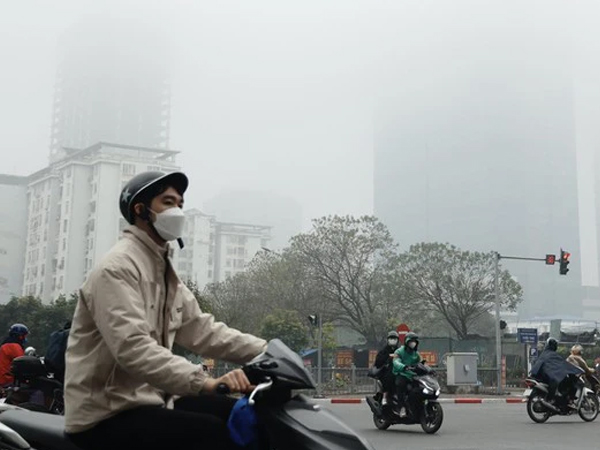 Ô nhiễm không khí kéo dài, người Hà Nội chịu nhiều thiệt hại về kinh tế và sức khỏe