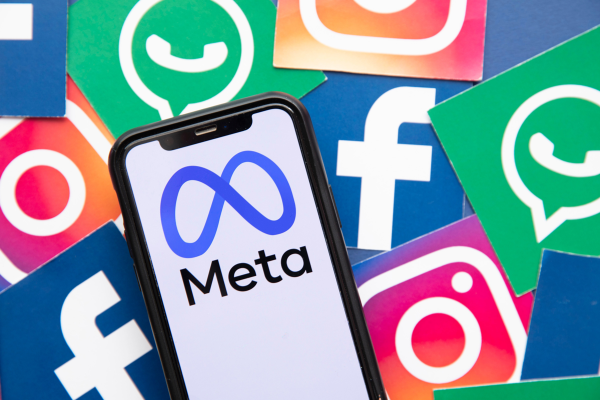 Không phải hacker nào cả, đây mới thực sự là lý do khiến Facebook sập?