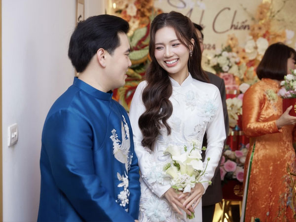 Ngọc Anh 'Phố trong làng' nền nã, tổ chức đám hỏi bên bạn trai doanh nhân