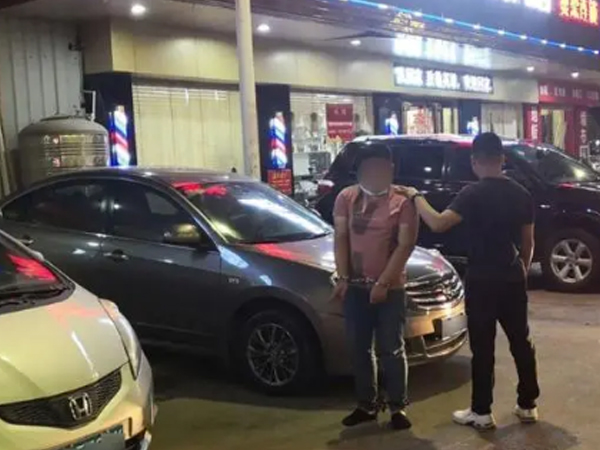 Chủ nhân ngỡ ngàng khi phát hiện tên trộm dùng chung ôtô với mình suốt 5 tháng