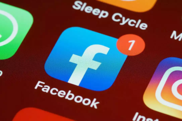 'Âm mưu bí ẩn' đằng sau vụ Facebook bị sập toàn cầu: Vì sao nguyên nhân thật sự bị giấu kín?