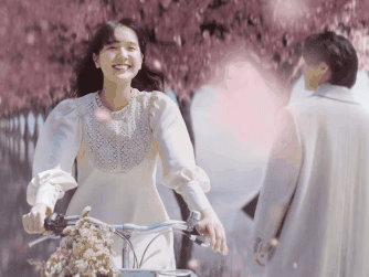 Hải Tú bị netizen 'tấn công' sau đêm trở thành 'tương lai' của Sơn Tùng