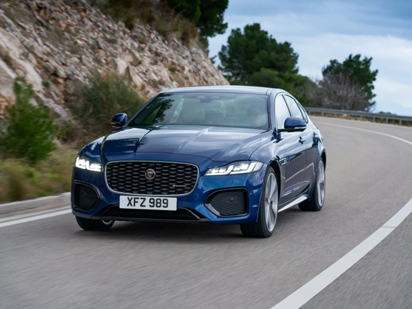 Jaguar sẽ khai tử tất cả xe chạy xăng vào tháng 6 để chuyển đổi sang sản xuất xe điện
