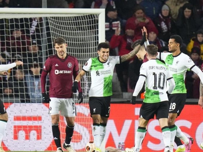 Kết quả Europa League: Liverpool thắng đậm, Leverkusen thoát thua 'ngựa ô'