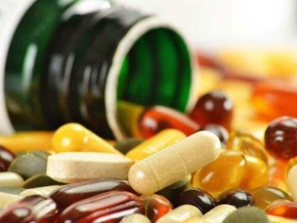 Uống vitamin có hại gan không, loại nào không nên dùng nhiều?