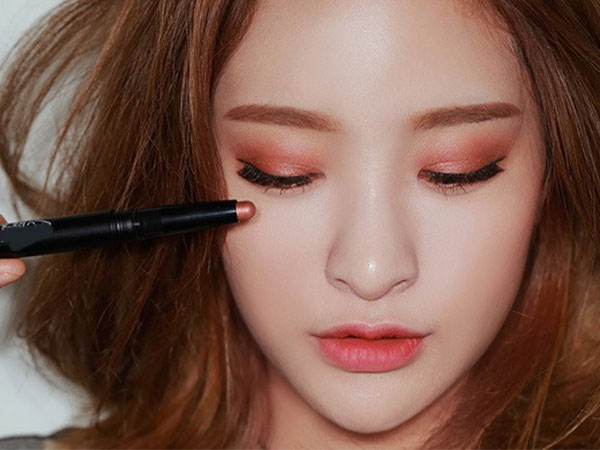Sai lầm trang điểm khiến chị em cộng thêm chục tuổi