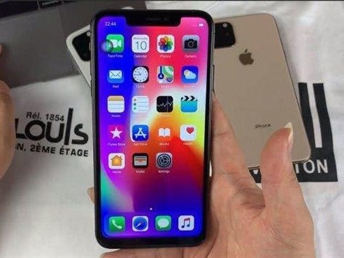 Siêu phẩm smartphone lừng lẫy một thời giảm kỷ lục gần 13 triệu, rẻ chưa từng có trong lịch sử