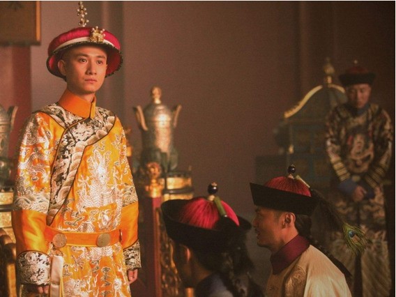 Quan lại kêu không thấy gì ở nhà Hòa Thân, Gia Khánh nói 2 từ: Lập tức tìm được hàng nghìn triệu lạng bạc